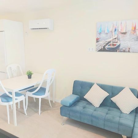 Estudio Luminoso En Puerto Marina Benalmadena Ngoại thất bức ảnh